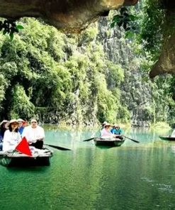 HOA LU – TRANG AN - MUA CAVE -1 DAY TRIP BY LIMOUSINE