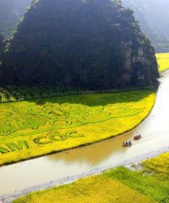 HOA LU -TAM COC 1 DAY TRIP BY LIMOUSINE