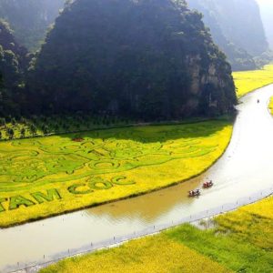 HOA LU -TAM COC 1 DAY TRIP BY LIMOUSINE